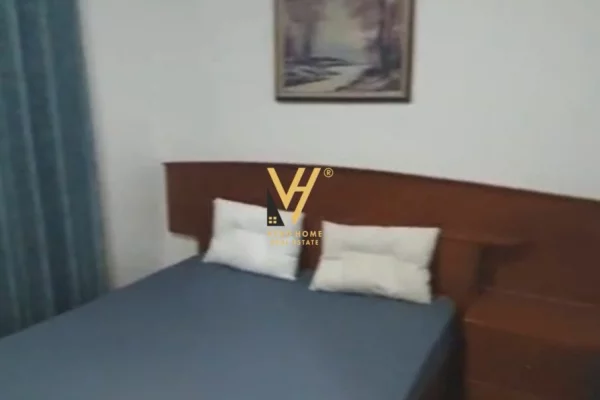 Shtepi me qera Apartament ne Tirane, 1+1, Mobilimi E mobiluar, Pagesa 65,000  Leke.