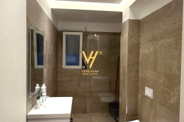 Shtepi me qera Apartament ne Tirane, 1+1, Mobilimi E mobiluar, Pagesa 550  Euro.