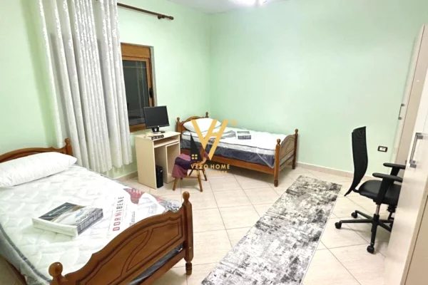 Shtepi me qera Apartament ne Tirane, 2+1, Mobilimi E mobiluar, Pagesa 45,000  Leke.