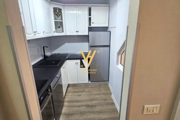 Shtepi me qera Apartament ne Tirane, 2+1, Mobilimi E mobiluar, Pagesa 1,000  Euro.