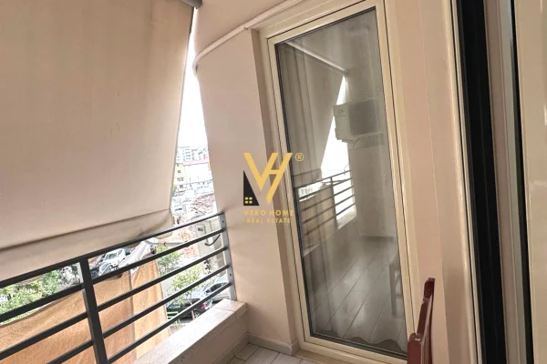 Shtepi me qera Apartament ne Tirane, 1+1, Mobilimi E mobiluar, Pagesa 40,000  Leke.