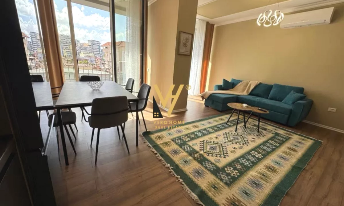 Shtepi me qera Apartament ne Tirane, 2+1, Mobilimi E mobiluar, Pagesa 90,000  Leke.