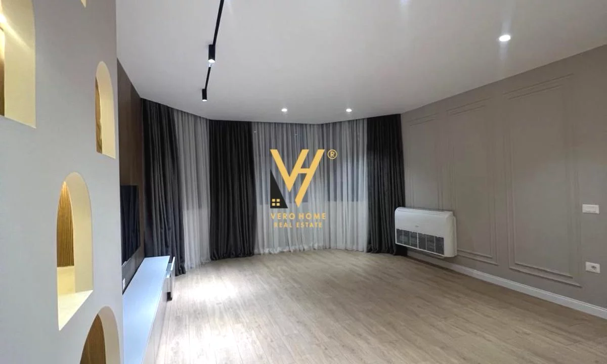 Shtepi me qera Apartament ne Tirane, 3+1, Mobilimi E mobiluar, Pagesa 2,500  Euro.