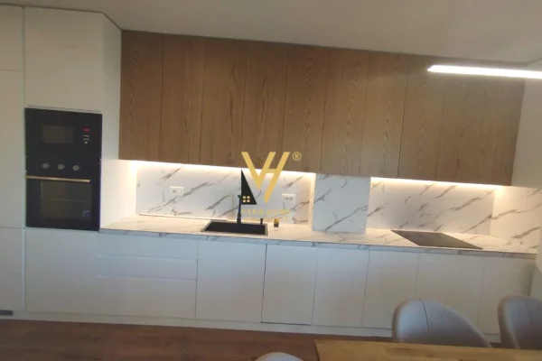 Shtepi me qera Apartament ne Tirane, 2+1, Mobilimi E mobiluar, Pagesa 1,300  Euro.