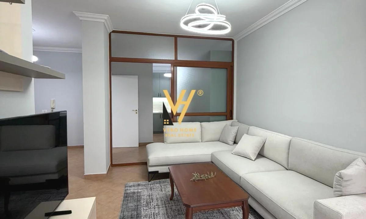 Shtepi me qera Apartament ne Tirane, 2+1, Mobilimi E mobiluar, Pagesa 80,000  Leke.