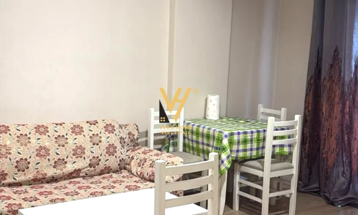 Shtepi me qera Apartament ne Tirane, 1+1, Mobilimi E mobiluar, Pagesa 500  Euro.