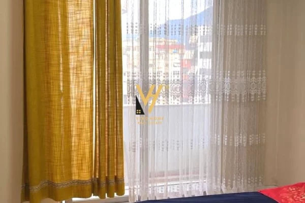 Shtepi me qera Apartament ne Tirane, 1+1, Mobilimi E mobiluar, Pagesa 500  Euro.