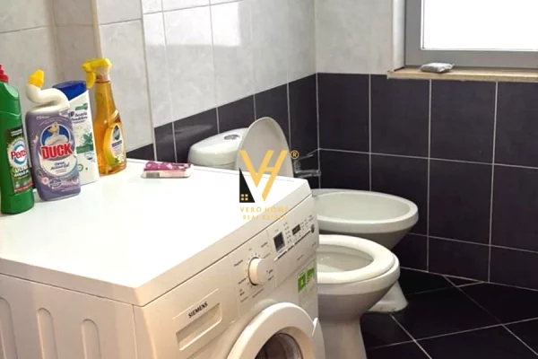 Shtepi me qera Apartament ne Tirane, 1+1, Mobilimi E mobiluar, Pagesa 500  Euro.