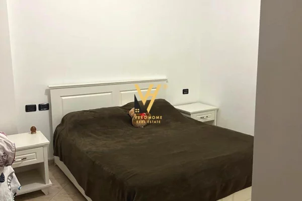 Appartamento in vendita a Tirana 1+1, Arredato