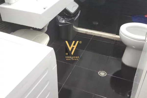 Shtepi me qera Apartament ne Tirane, 2+1, Mobilimi E mobiluar, Pagesa 50,000  Leke.