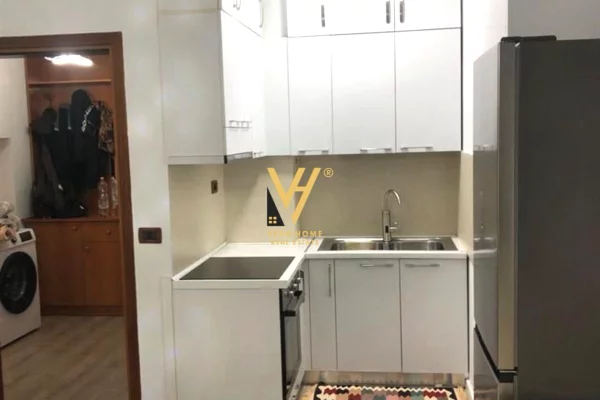 Shtepi me qera Apartament ne Tirane, 1+1, Mobilimi E mobiluar, Pagesa 70,000  Leke.