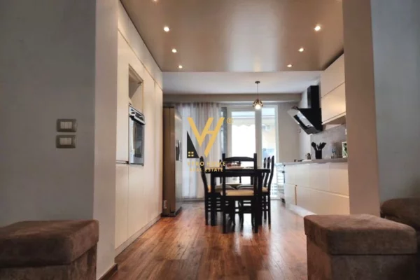 House for Rent 2+1 in Tirana - 115,000 Leke