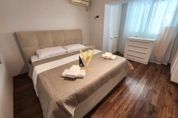 Shtepi me qera Apartament ne Tirane, 2+1, Mobilimi E mobiluar, Pagesa 115,000  Leke.