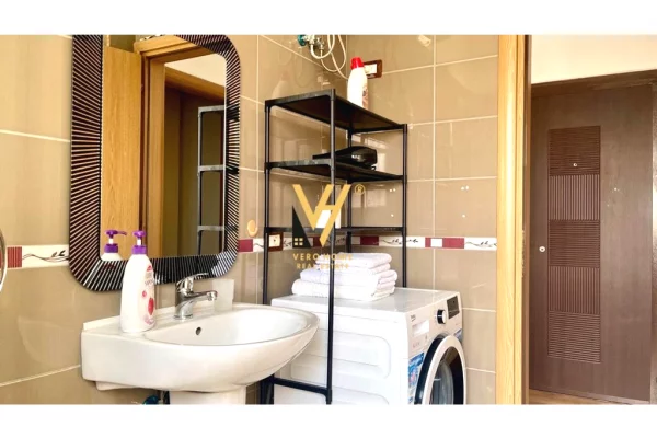 Shtepi me qera Apartament ne Tirane, 1+1, Mobilimi E mobiluar, Pagesa 650  Euro.