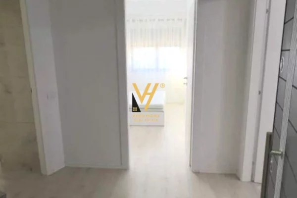 Shtepi me qera Apartament ne Tirane, 2+1, Mobilimi E mobiluar, Pagesa 570  Euro.