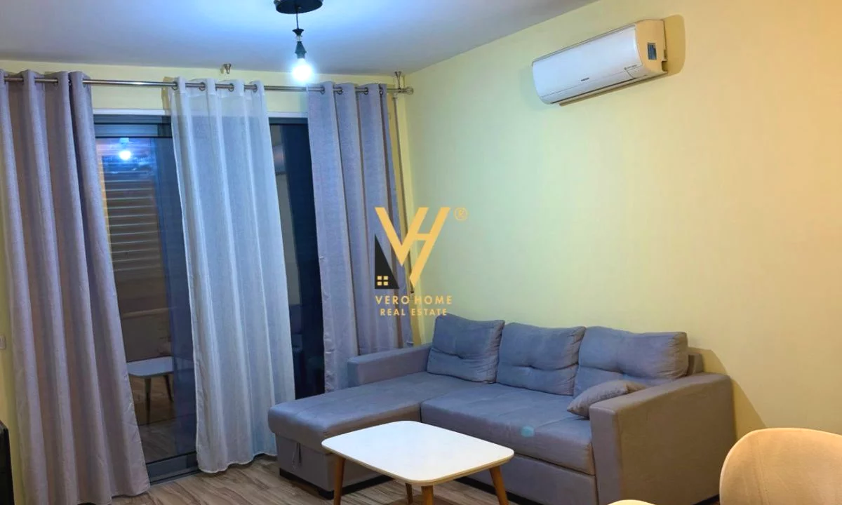 Shtepi me qera Apartament ne Tirane, 2+1, Mobilimi E mobiluar, Pagesa 750  Euro.