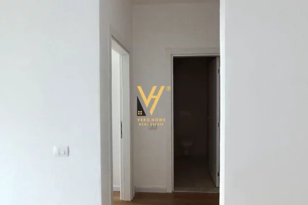 Shtepi me qera Apartament ne Tirane, 1+1, Mobilimi Bosh, pa mobiluar, Pagesa 600  Euro.