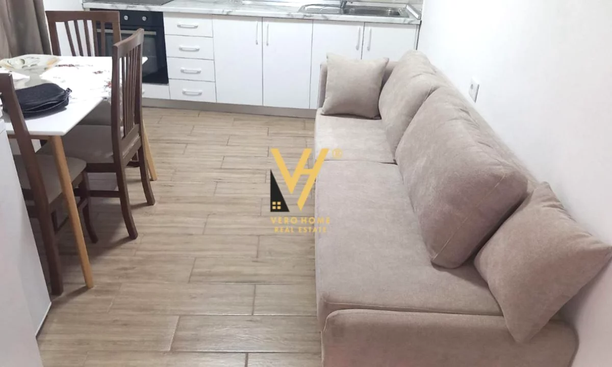 Shtepi me qera Apartament ne Tirane, 1+1, Mobilimi E mobiluar, Pagesa 60,000  Leke.