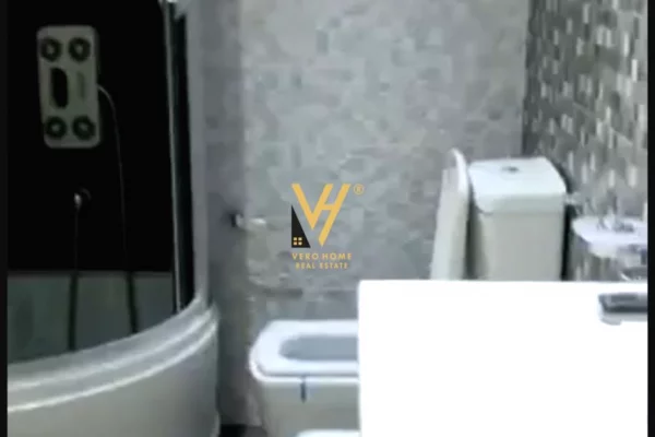 Shtepi me qera Apartament ne Tirane, 2+1, Mobilimi E mobiluar, Pagesa 55,000  Leke.