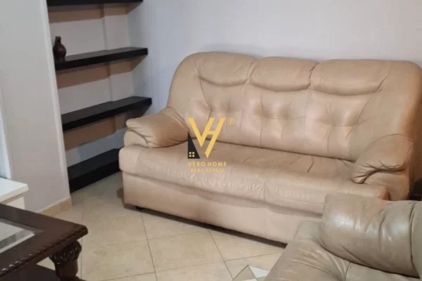 JEPET APARTAMENT 2+1+BLK ME QERA TE SIRI KODRA 700 EURO