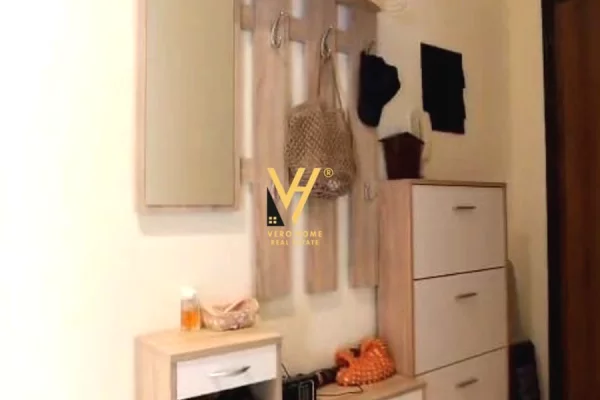 Appartamento in vendita a Valona 2+1, Arredato