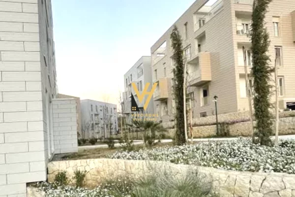 Casa in vendita 3+1 a Tirana - 47,000,000 Leke