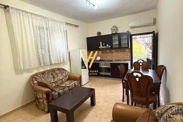 Shtepi me qera Apartament ne Tirane, 1+1, Mobilimi E mobiluar, Pagesa 40,000  Leke.