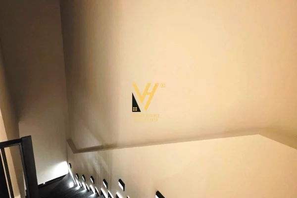 Shtepi ne shitje Vila Luksoze ne Tirane, 3+1, Mobilimi E mobiluar, Pagesa 490,000  Euro.