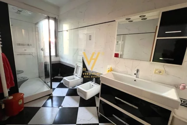 Luxury villas for rent in Tirana 3+1, Furnished