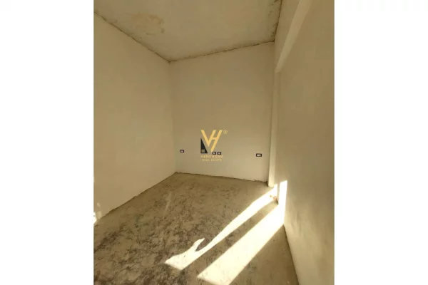 Shtepi me qera Vila Luksoze ne Tirane, 3+1, Mobilimi Bosh, pa mobiluar, Pagesa 2,000  Euro.