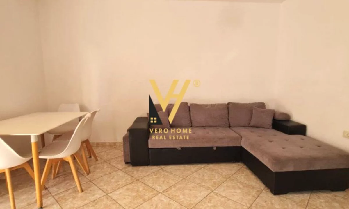 Shtepi me qera Apartament ne Tirane, 1+1, Mobilimi E mobiluar, Pagesa 55,000  Leke.