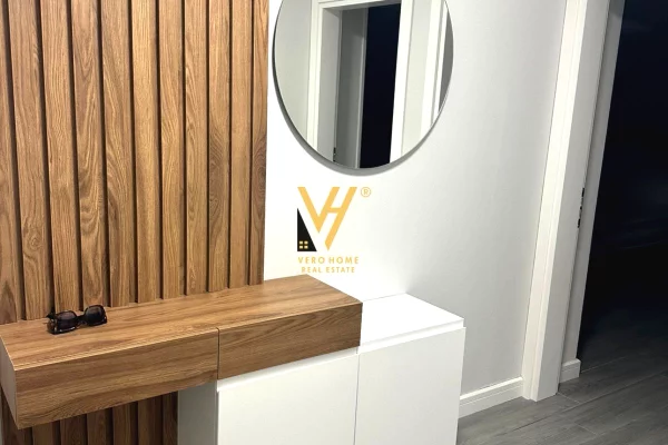 Shtepi me qera Apartament ne Tirane, 1+1, Mobilimi Bosh, pa mobiluar, Pagesa 600  Euro.