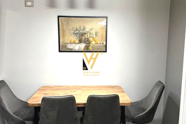 Shtepi me qera Apartament ne Tirane, 1+1, Mobilimi Bosh, pa mobiluar, Pagesa 600  Euro.