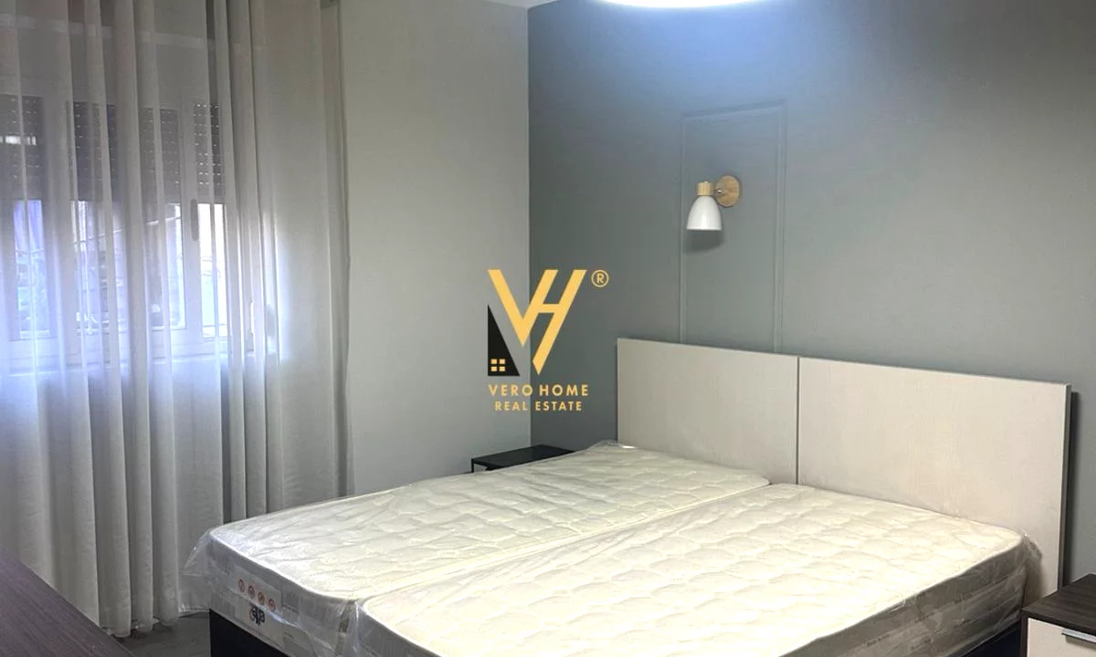 Shtepi me qera Apartament ne Tirane, 1+1, Mobilimi Bosh, pa mobiluar, Pagesa 600  Euro.