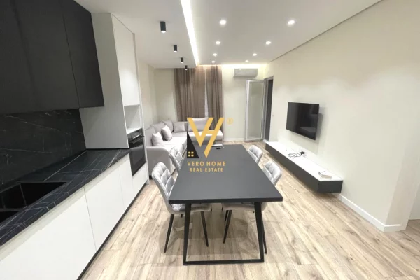 JEPET APARTAMENT 2+1 ME QERA TEK UNIVERS CITY 60.000 LEKE