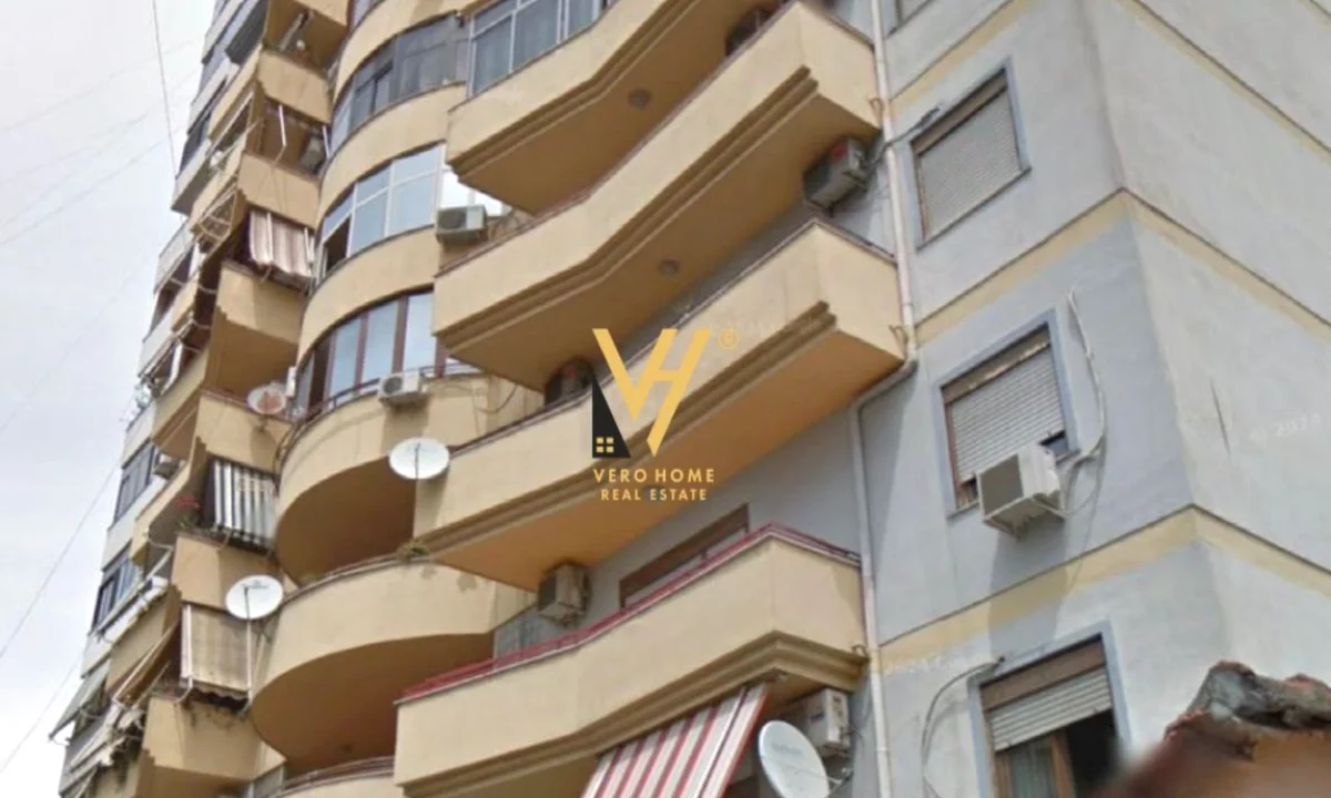 Shtepi ne shitje Apartament ne Tirane, 1+1, Mobilimi E mobiluar, Pagesa 360,000  Euro.