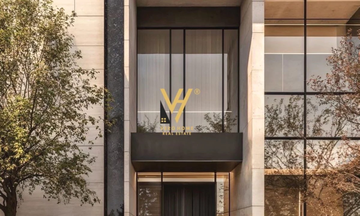 Shtepi ne shitje Vila Luksoze ne Tirane, 5+1, Mobilimi Bosh, pa mobiluar, Pagesa 75,000,000  Leke.