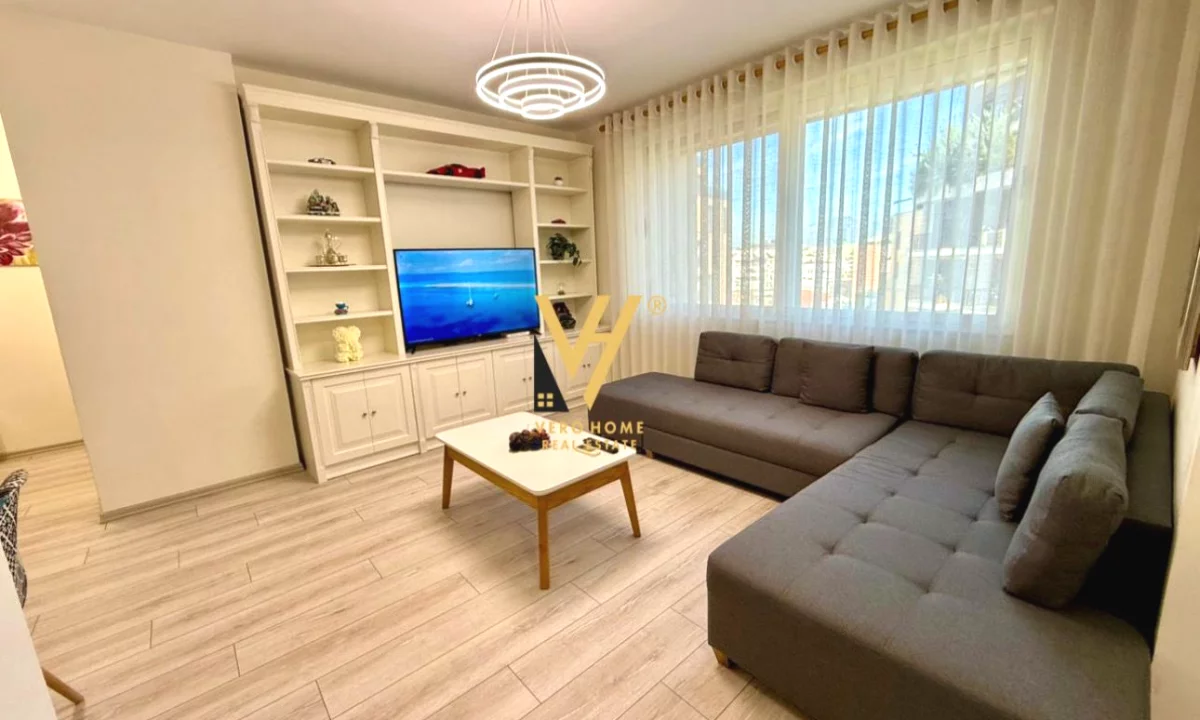 Shtepi me qera Apartament ne Tirane, 1+1, Mobilimi E mobiluar, Pagesa 800  Euro.