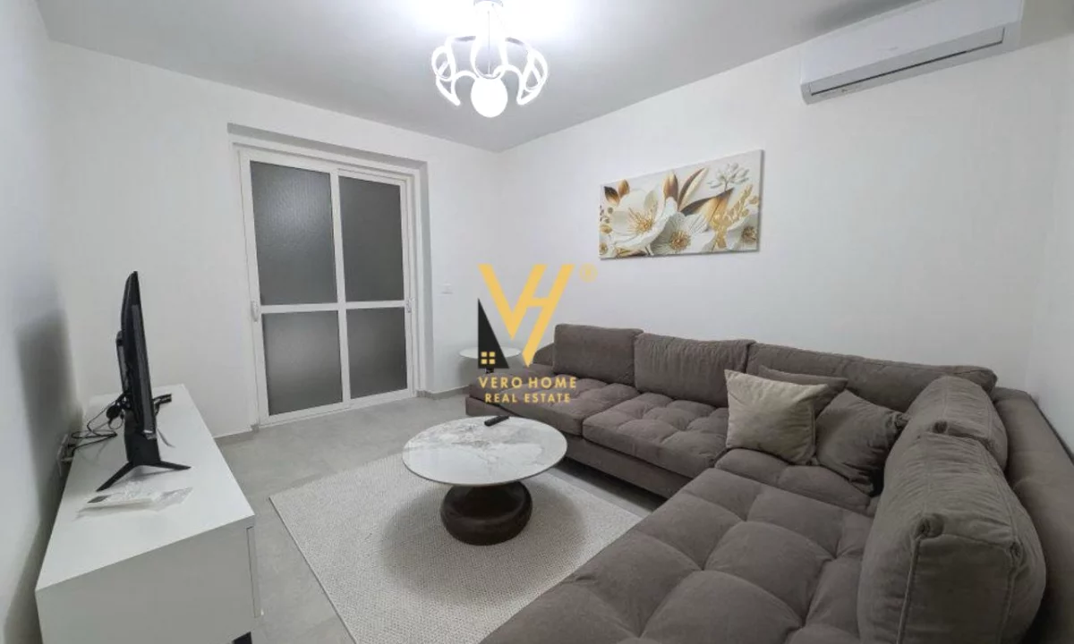 Shtepi me qera Apartament ne Tirane, 2+1, Mobilimi E mobiluar, Pagesa 65,000  Leke.