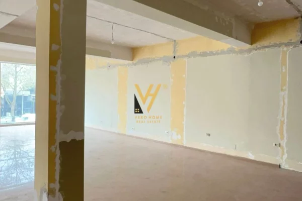 Business Property in Sale 1+1 in Tirana - 58,500,000 Euro