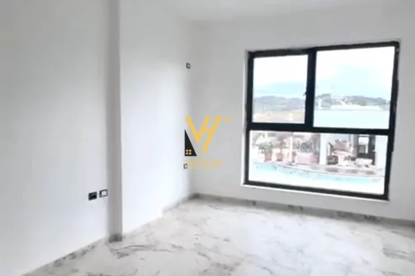Shtepi ne shitje Apartament ne Durres, 1+1, Mobilimi E mobiluar, Pagesa 80,000  Euro.