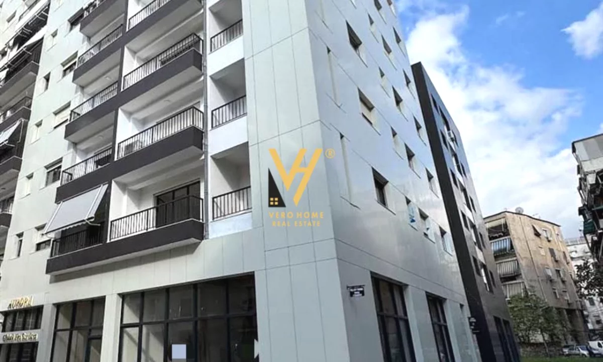 Shtepi ne shitje Apartament ne Tirane, 2+1, Mobilimi Bosh, pa mobiluar, Pagesa 22,000,000  Leke.