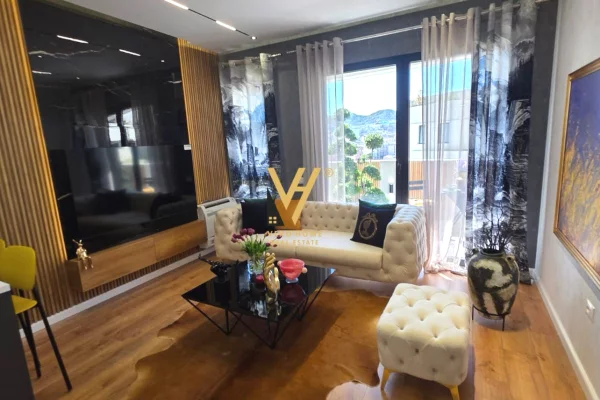 Shtepi me qera Apartament ne Tirane, 1+1, Mobilimi E mobiluar, Pagesa 1,000  Euro.