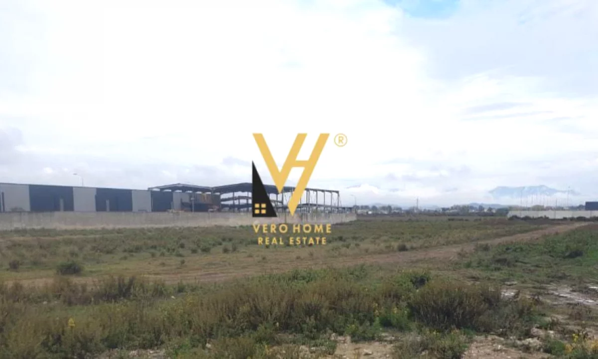 SHITET TOKE 7030 M2 NE FLLAKE, AUT, TR-DR 250.000 EURO