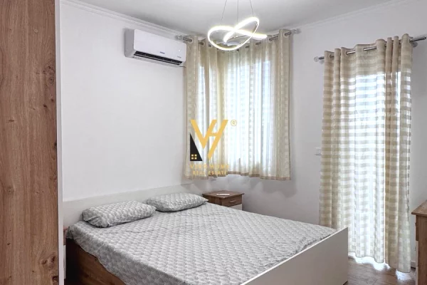 Shtepi ne shitje Apartament ne Tirane, 2+1, Mobilimi E mobiluar, Pagesa 139,800  Euro.