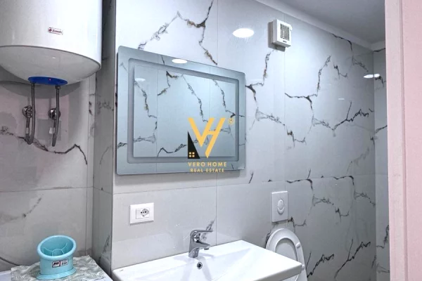 Shtepi ne shitje Apartament ne Tirane, 2+1, Mobilimi E mobiluar, Pagesa 139,800  Euro.