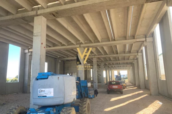 Business Property in Sale 4+1 in Tirana - 1,800,000 Euro