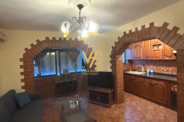 Casa in affitto 2+1 a Tirana - 70,000 Leke