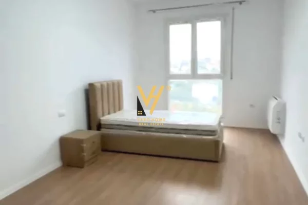 Appartamento in affitto a Tirana 3+1, Arredato