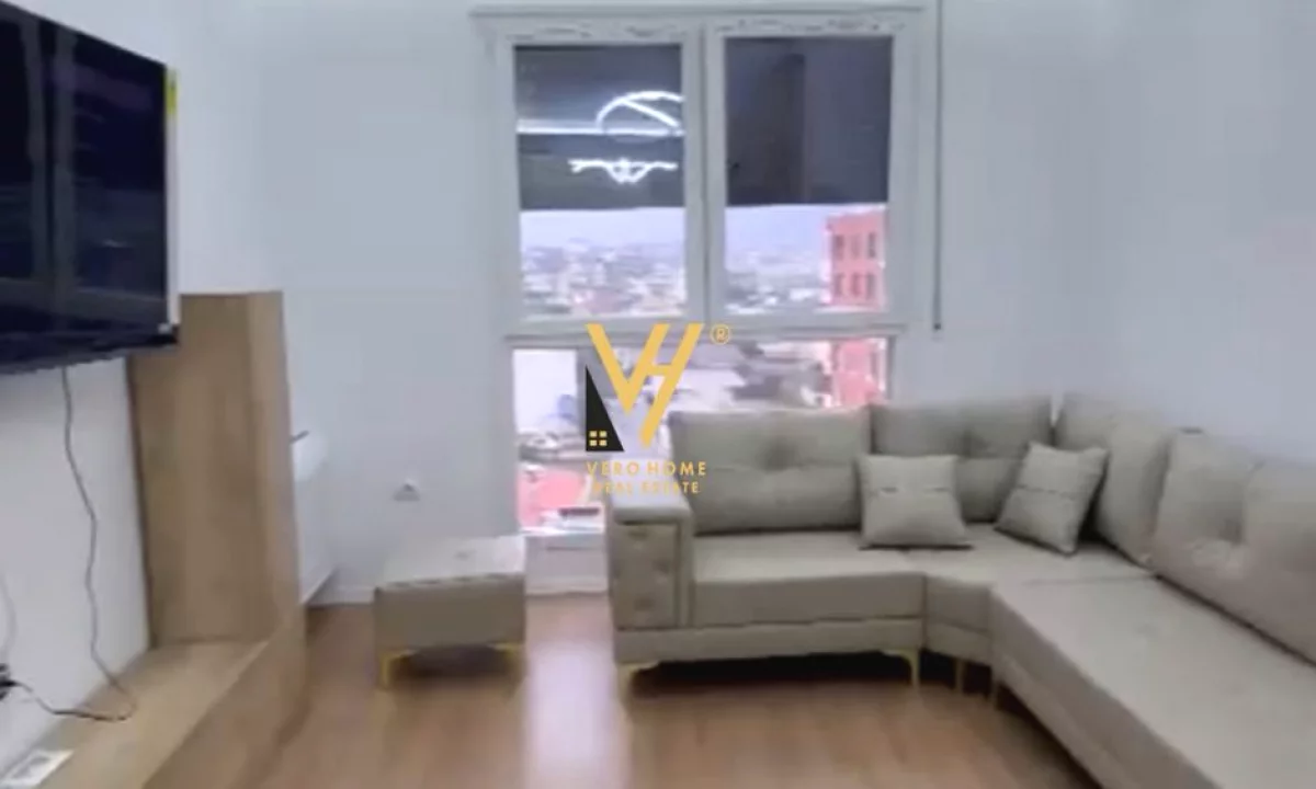 Appartamento in affitto a Tirana 3+1, Arredato